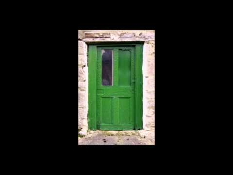 Jim Lowe - Green Door (with lyrics) (1956) [HIGH QUALITY COVER VERSION]