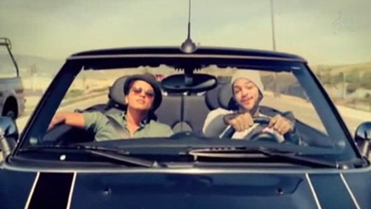 Travie McCoy: Billionaire ft. Bruno Mars [OFFICIAL VIDEO] - YouTube