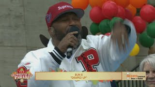 Bun B sings 'Draped Up' at Thanksgiving Parade