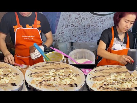 Hardworking Friends Serving Famous Banana Chocolate Pancake | Pancake Ninja | Pattaya Street Food