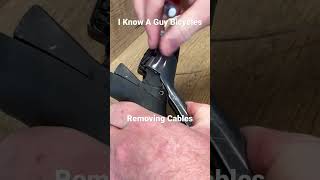 Download lagu Removing Cables - Shimano Ultegra ST-6600 Shifter #shimano  #ultegra #shorts mp3