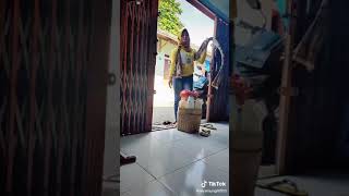 Download lagu tukang jamu cantik mp3