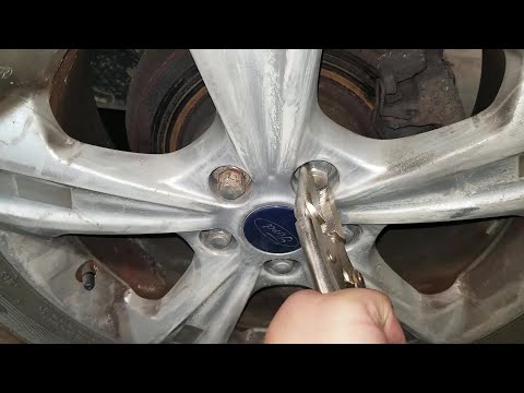 How To Remove Ford Swollen Lug Nuts, Escape, Edge, F150, Explorer, Bronco, Expedition
