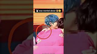 Download lagu Jungkook was about to fall 🐰😱 just to protect Taehyung 😢‼️ #shorts #taekook #ytshorts mp3