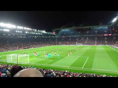 Zlatan Ibrahimovic free kick v Saint-Etienne [16.02.2017]