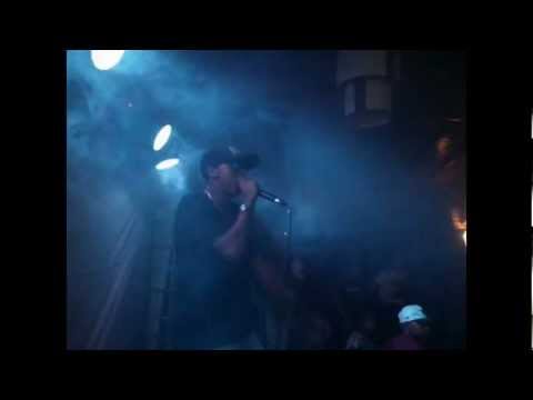 MC BOY QZS NA CHEGADA DO BAILE & MENINA EXUBERANTE AOVIVO DJ PAULINHO MIX