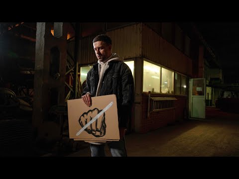 Bartek Królik - Skamieniałe Zło