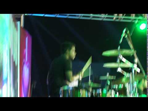 Drum solo live  Roy Peter