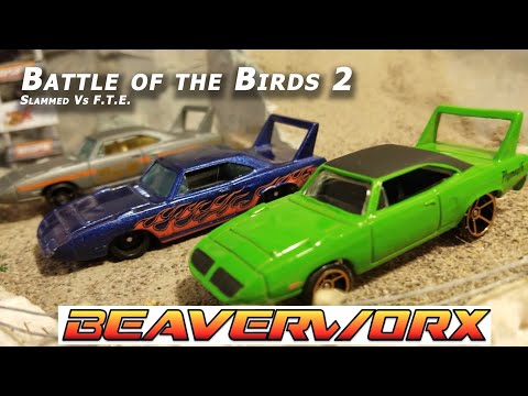 HotWheels Battle of the Birds 2  Modified 70 superbird vs F.T.E Beaverworx Diecast racing