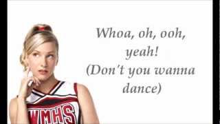 Glee Cast- I Wanna Dance With Somebody (with lyrics)