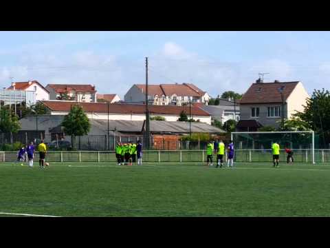 ARGENTEUIL FC (CDM) en Championnat contre Portugais Paix Vivre (3 à 0)