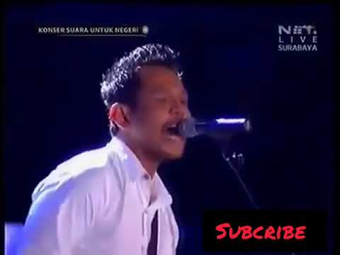 IWAN FALS FEAT SUPERMAN IS DEAD... KERENNNNN!!!!  #musik #musikindonesia #iwanfals #supermanisdead