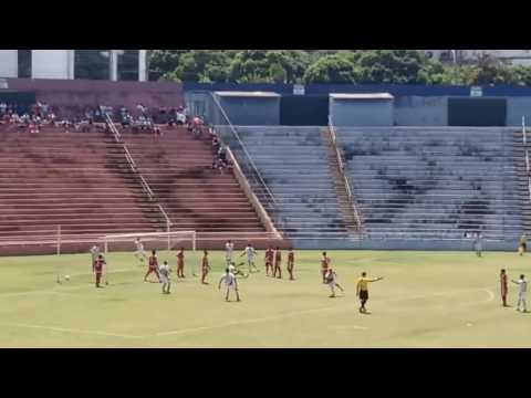 Primeiro gol do Peirópolis, no jogo Peirópolis 2 x 2 Bonsucesso