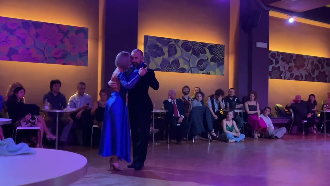 CLAUDIO GONZALEZ & JULIA URRUTY