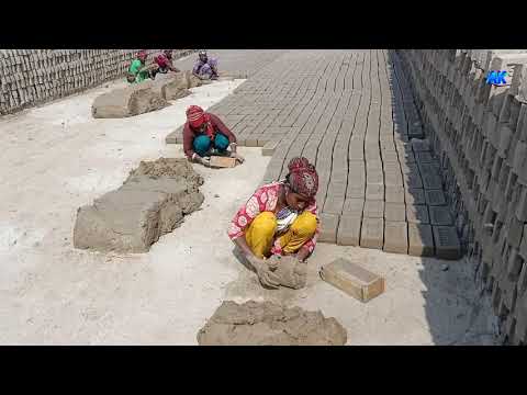 NICE WOMEN MAKING MANUAL CLAY BRICKS BY ANCIENT TECHNOLOGY(PART-21).