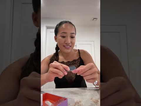 Get ready with me for NYFW | Applying Paintbox Press Ons