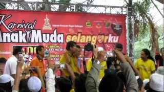 preview picture of video 'Ustaz Azhar Idrus Di Karnival Anak Muda SELANGOR 2012 - ELITE Expressway 06-05-2012'