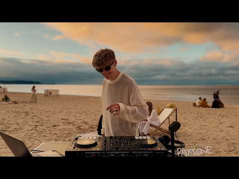 Groovy Disco House Music Mix – Summer Good Vibes by Paxtone