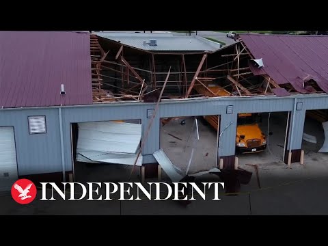 Iowans left homeless after tornado tears through Lake City