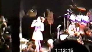 No Doubt - "Getting Started" (Hollywood, 6/24/1992)
