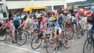 preview picture of video 'Giovanissimi - Fossombrone - 29 04 2012 - Ciclismo.wmv'