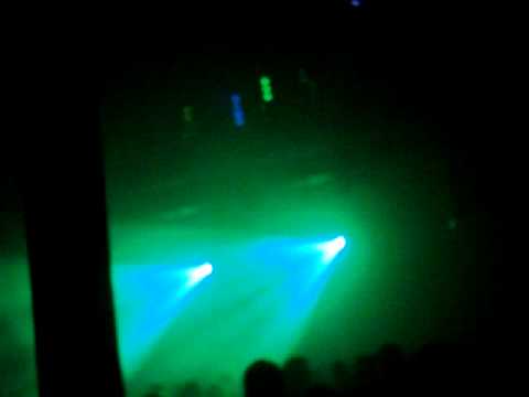 Dennis Ferrer (Son Of Raw) at Saved, Matter Club, London 25/04/09 - MOV08684