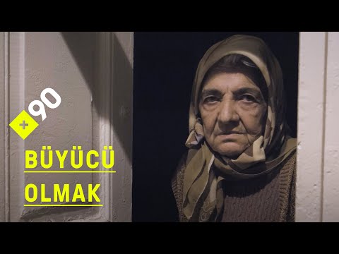 Türkiye'de büyücü olmak | "Duymak istediklerini duymaya ihtiyacı olduğu için birçok insan inanıyor"