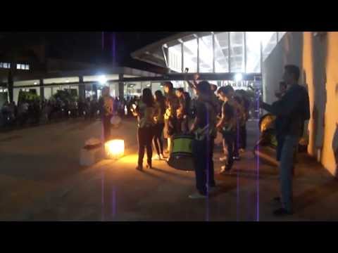 06/06/2013 → BATUCCÃO FACECA PUCCAMP - Apresentação no intervalo da aula (HD)