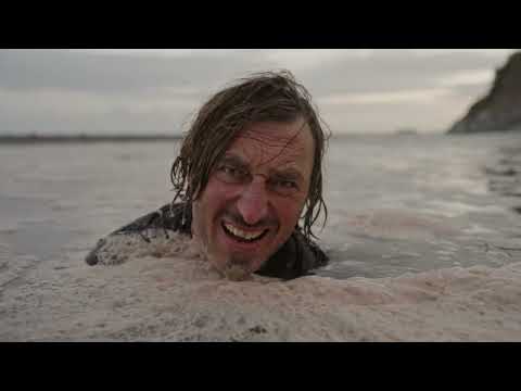 Wille and the Bandits | Trouble round the bend | Official Music Video