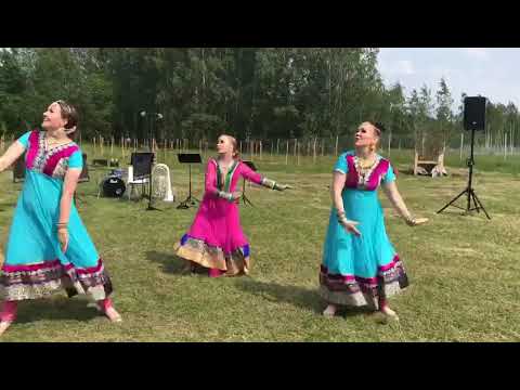Åbolly Dancers: Barso Re at Turku tree planting event