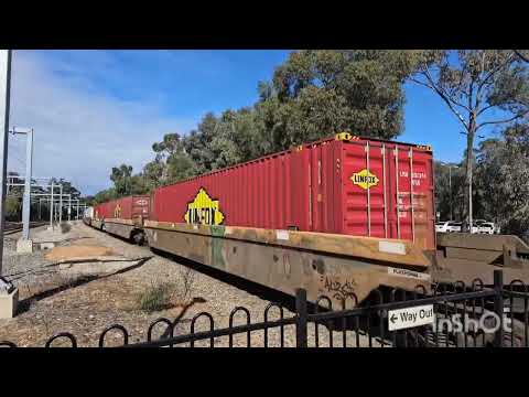 2MP5 pacific national fright train