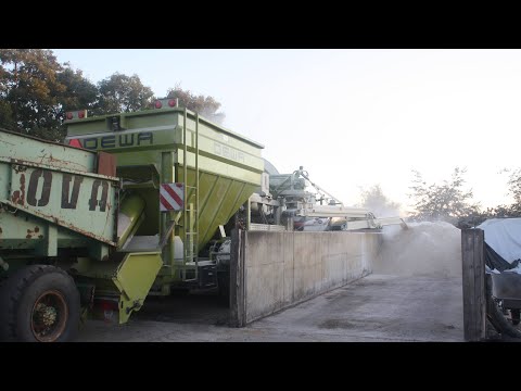 Graan malen door Loonbedrijf Drik Bieremans en landbouwerken volckaerts