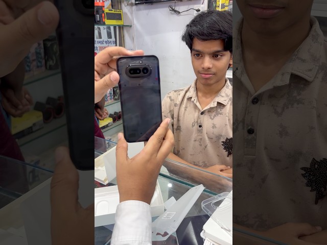 Vídeo relacionado con Nothing Phone (4a) Pro - Triple Cámara 50MP, Ultra Zoom 140x, Smartphone Unibody Metal, Batería Larga Duración, Carga Rápida 50W, AMOLED 144Hz, Glyph Bar, 12GB+256GB - Negro