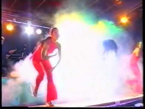 Rodrigo Almeida "El moreno" y Grupo Luces  "No culpes a la noche"