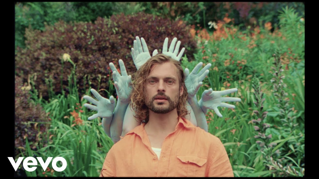 lyrics translations of coucou by francois the atlas mountains popnable