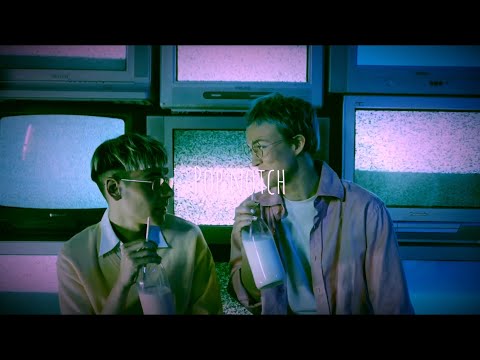 Henrikz & Nina Carr - Love Me Free