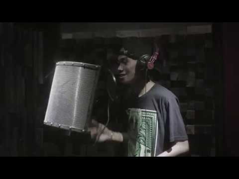 Sa Pag babalik - Yhanzy , Zyren & Dice (Studio Session)