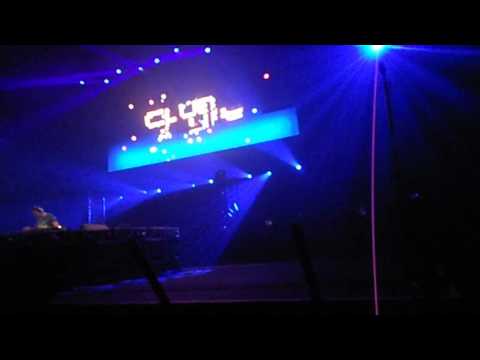 Tiesto @ Get no sleep (1) opening - live O2 Arena Berlin - 09.09.2011