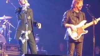 &quot;&quot;Wings&quot;&quot; Ringo Starr and his all star band live in Sydney  2013