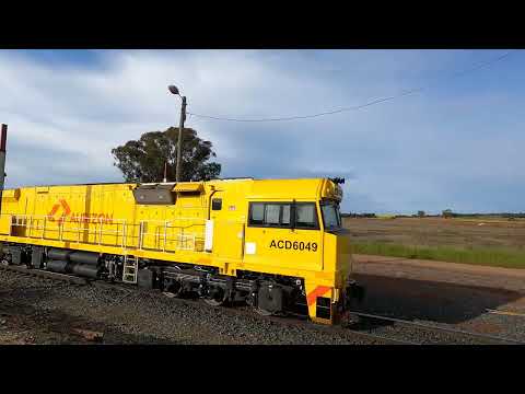6025 & ACD6049 LE Goobang Jnc East NSW.   Tue 04th Oct 2022