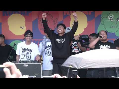 Morobeats perform during Luneta rally