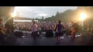 ESNE BELTZA. Gora Iruñea jai gunea. San Fermin 2014