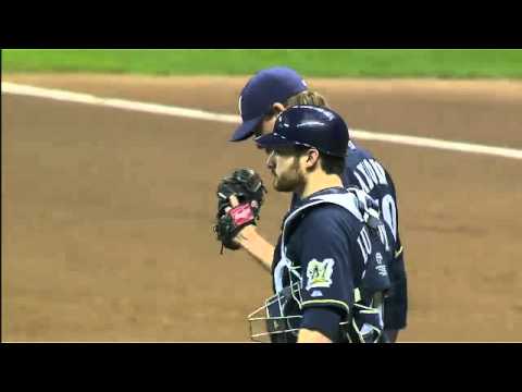 2011/09/24 Axford earns 45th save