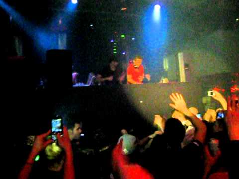 Digitalism - Circles (Eric Prydz Remix) - COSMIC GATE - LIVE @ The Guvernment Toronto