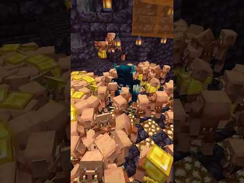 EPIC Minecraft Battle: Piglin vs Warden!