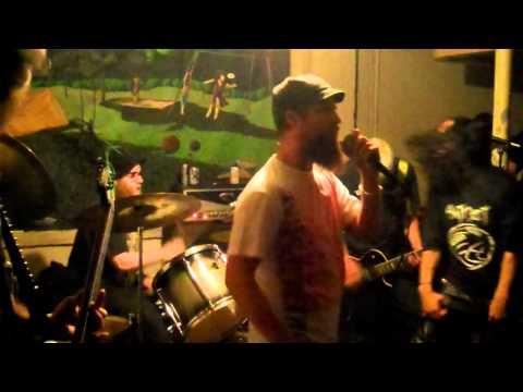 RBT - Attack Of The Romulans - Live at Dregs Grotto punk house in Raleigh. 1/11/11