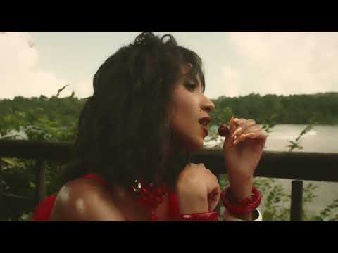 Naomi Cowan - Cherry On Top  (Official Visualizer)