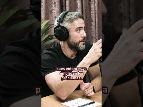 Es mejor no posicionarse en Redes Sociales | Entrevista a Roberto Leal en #ESDLB 🍻