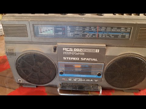 Radiocasetofon Electronica stereo spatial. @ramonaluca1985