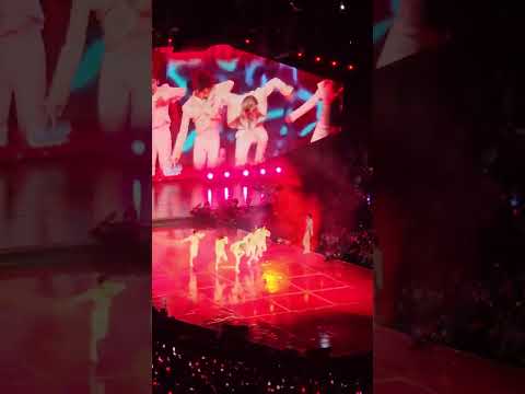 ENHYPEN(엔하이픈) in Chicago // Dance Break FANCAM 231022